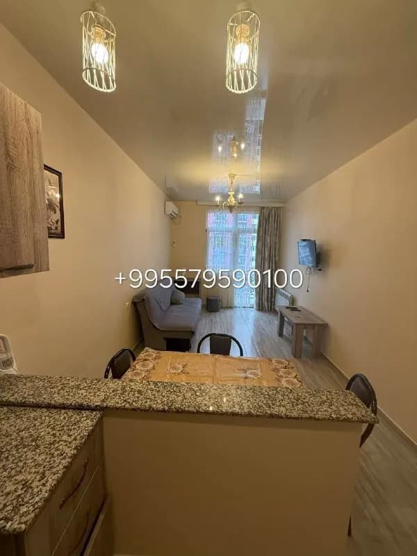 1+1 по улице — Батуми — 400 $