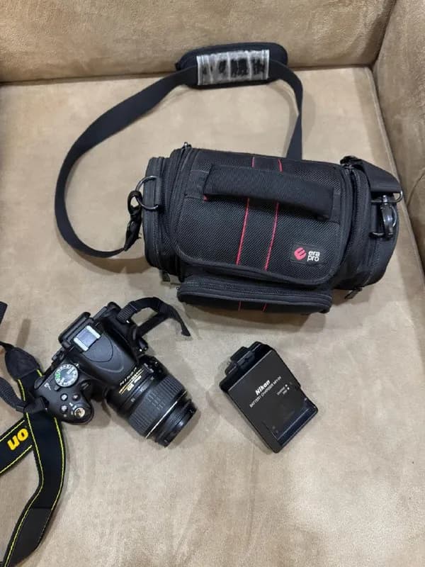 Nikon 5100 + китовый объектив 18-55. Состояние отличное — как новый. Практически не использовался. В — Тбилиси — 300 ₾