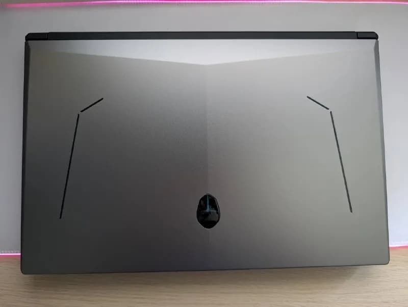 RTX 4060 / Intel Core i7-13620H / 32GB DDR5 / SSD 1TB
