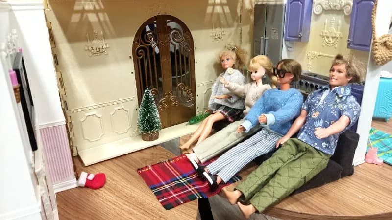 Bratz, подходит для Barbie и других. Комнаты можно расставлять по своему усмотрению и также они ск — Тбилиси — 65 ₾