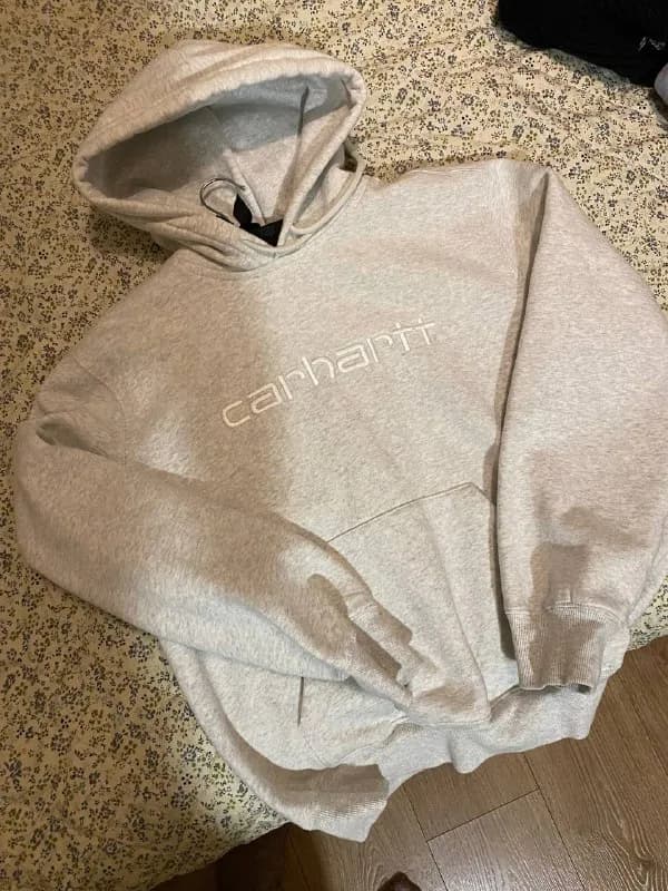 1. Худи carhartt, S — 160 лари — Тбилиси — 160 ₾