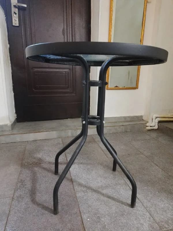 Стол — Тбилиси — 50 ₾