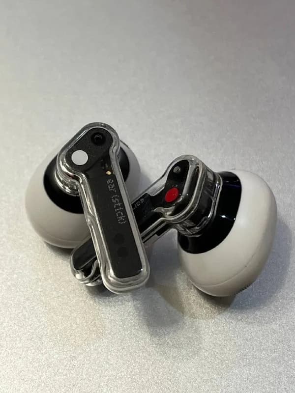 Nothing ear stick. Наушники еще на гарантии. — Тбилиси — 180 ₾