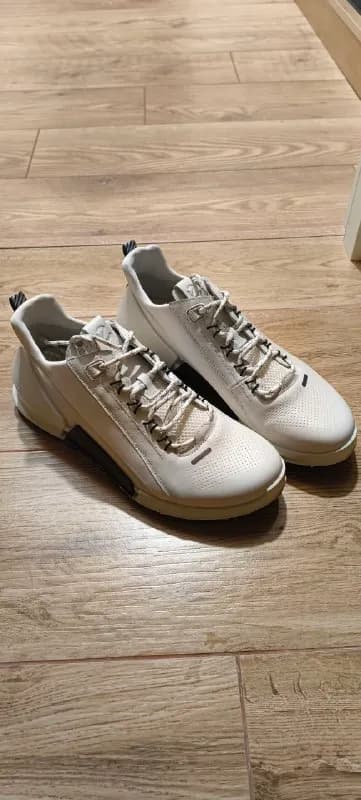 ECCO — 42,5, Loro Piana — 43. — Тбилиси — 300 ₾