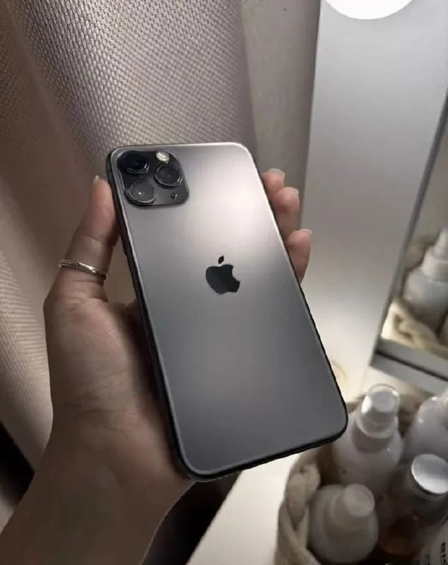 iPhone 11 Pro — Батуми — 420 ₾