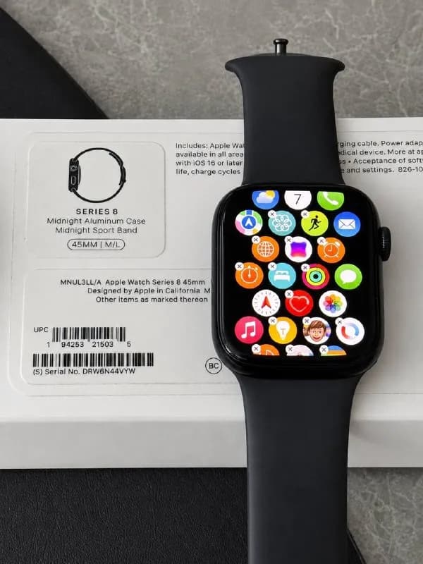 Apple Watch Series 8 (45 мм, GPS) — Батуми — 990 ₾