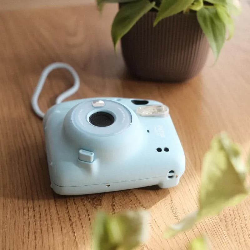 Fujifilm Instax mini 11 — Тбилиси — 230 ₾