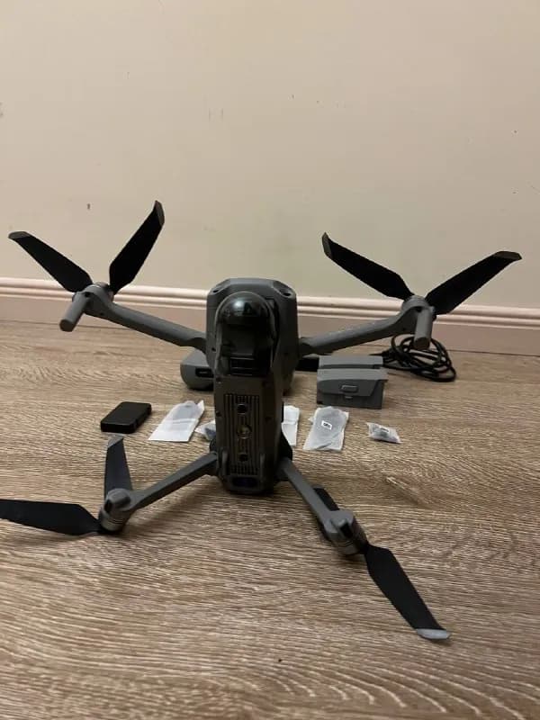 DJI Mavic Air 2. Полный комплект. Доп лопасти, две доп батареи, зарядка на 3 слота, фильтры для — Тбилиси — 700 $