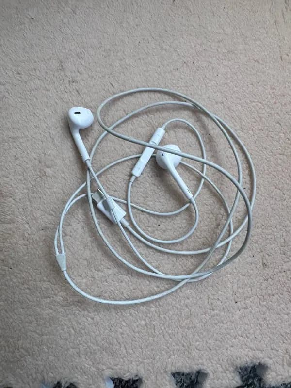 EarPods оригинальные Type C — Тбилиси — 30 ₾