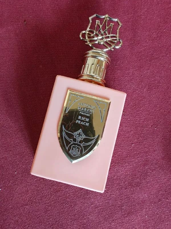 Antonio Maretti Rich Peach, полный флакон (не хватает пару пшиков) — Тбилиси — 170 ₾
