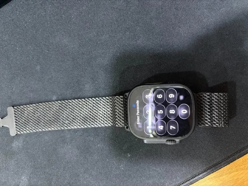 Apple Watch Ultra — $700 — Батуми — 700 $