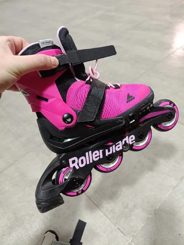Rollerblade Microblade G. Размер от 33 до 36,5. Цена 50 лари — Батуми — 50 ₾