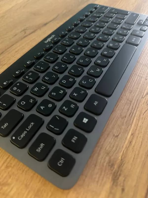 Logitech K 810 (оригинал) — Тбилиси — 50 ₾