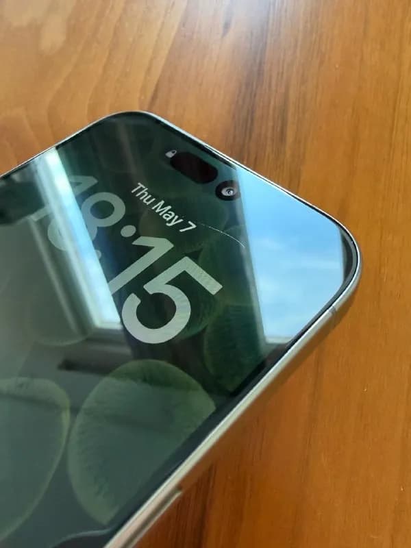 iPhone 15 Pro Max 256GB в хорошем состоянии