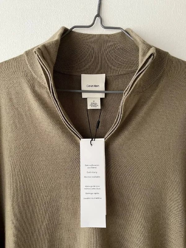 Calvin Klein, бленд из шерсти мериноса — Тбилиси — 180 ₾