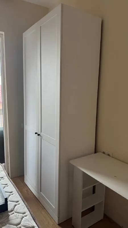 Шкаф ДСП белый — Батуми — 250 ₾