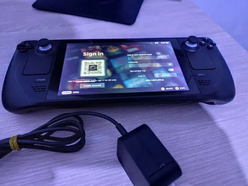 Steam Deck 512GB LCD с чехлом и аксессуарами — Тбилиси — 1200 ₾