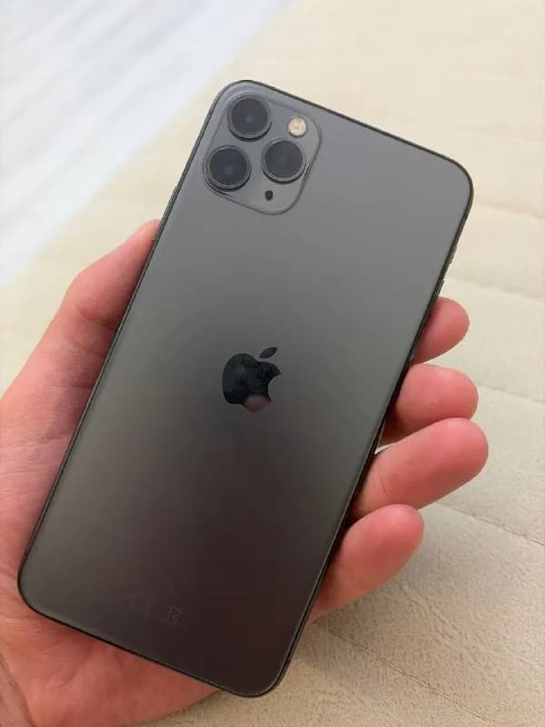 iPhone 11 Pro Max 64 GB — Батуми — 320 $
