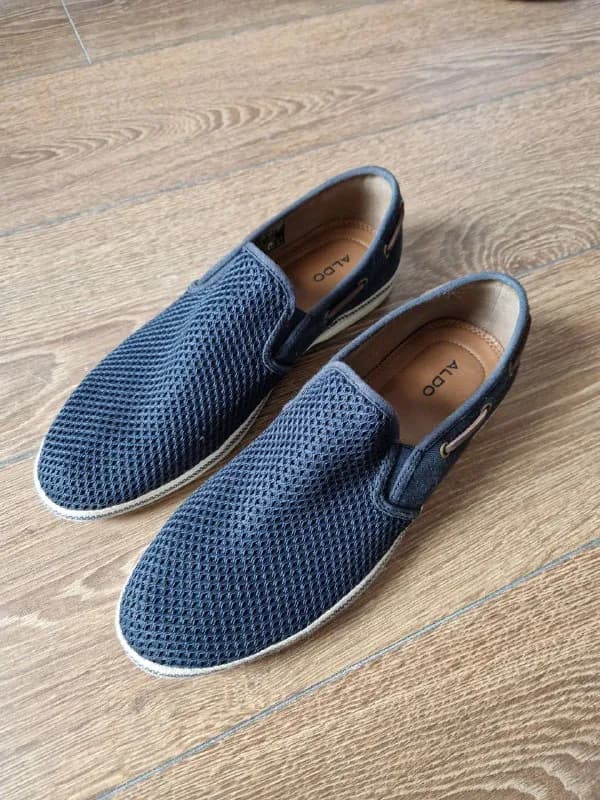 ALDO, одеты раз, не подошли. На размер 41.5-42. Покупались за 220 л, продаем за 80 л. — Тбилиси