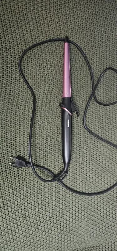 1)Щипцы для завивки волос: Philips BHB871 — Тбилиси — 120 ₾