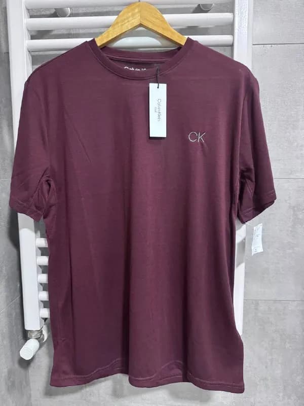 Calvin Klein — Тбилиси — 100 ₾