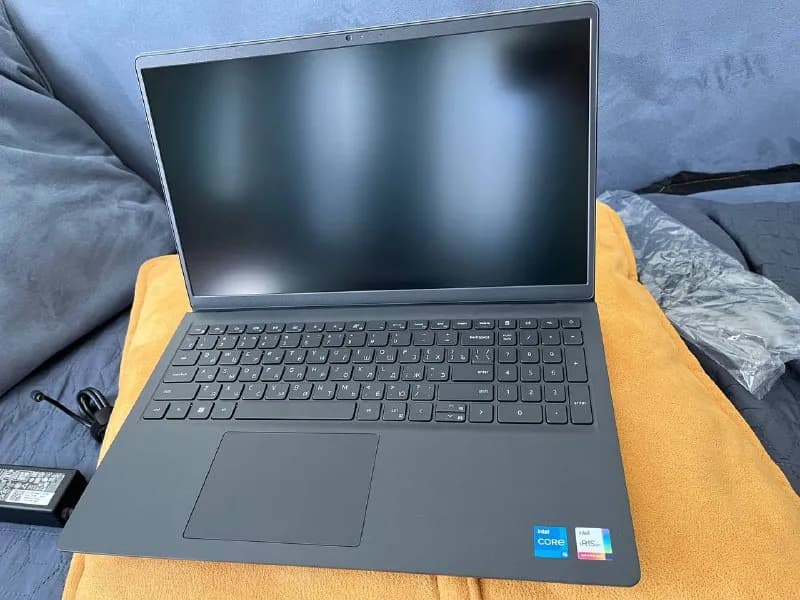 Dell Vostro 3520 — мощный и надежный! — Тбилиси — 1200 ₾