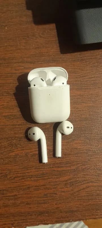 apple airpods 1 поколения — Тбилиси — 150 ₾