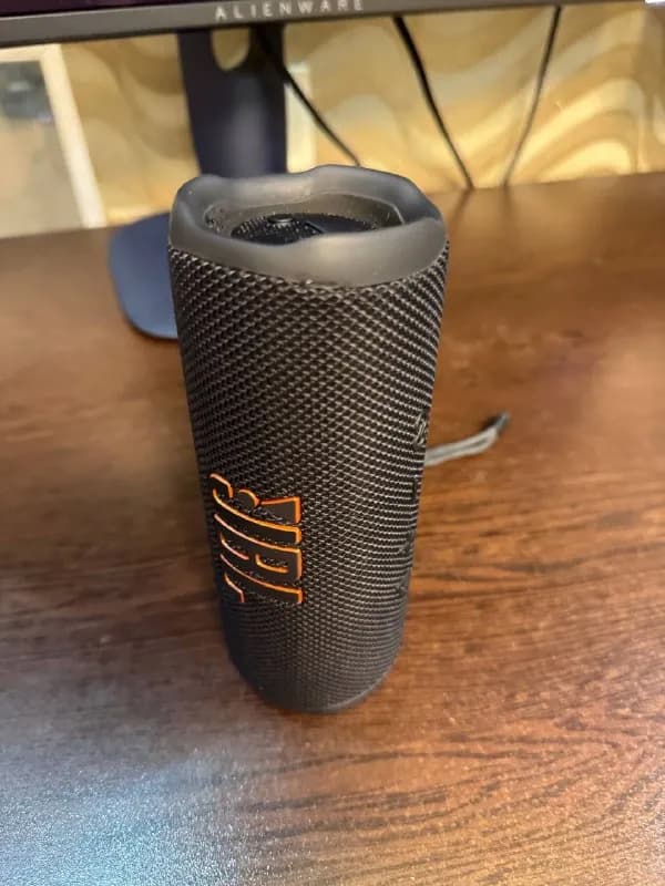 JBL FLIP6 — Батуми — 200 ₾