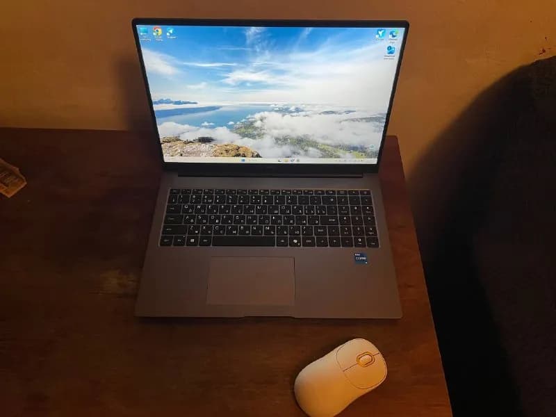 Honor MagicBook X16 5301ALWS, Intel Core i5-13420H, Intel UHD Graphics, 16GB RAM SSD 512GB — Батуми — 1400 ₾