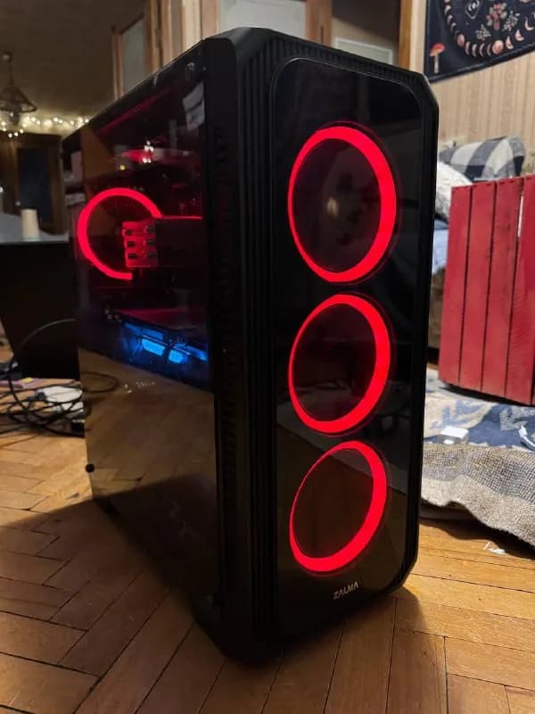 Zalma c остеклением, множеством вентиляторов и RGB-подсветкой. — Тбилиси — 2,000 ₾