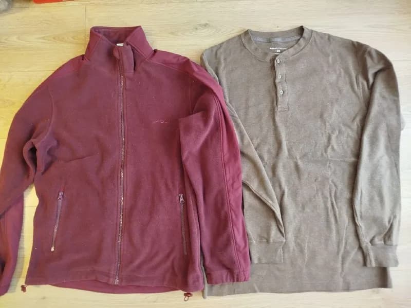 s-m. — 15 лари за обе вещи. Цвета насыщеннее, на фото искажение — Тбилиси — 15 ₾