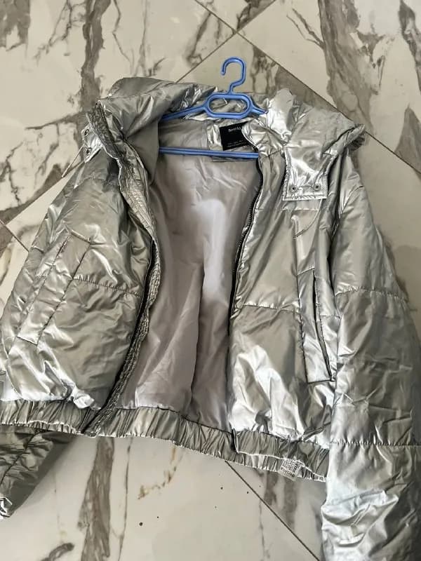 Bershka M-L 25 лари — Тбилиси — 25 ₾