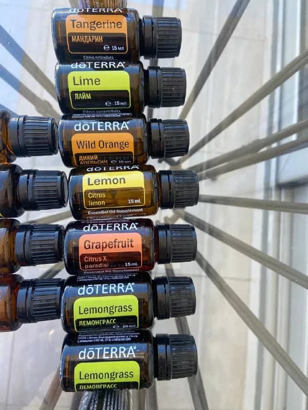 Doterra. Можно использовать в диффузоре, добавлять в напитки (есть пищевой сертификат). 15 мл, стоим — Тбилиси — 45 ₾