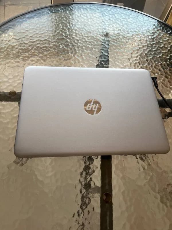 HP 840 g4