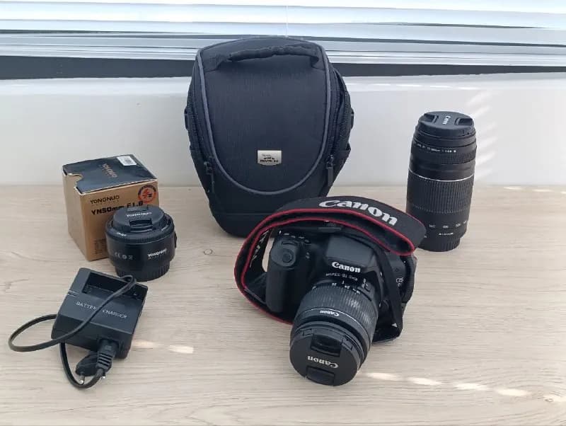 Canon 600D с тремя объективами (кит, телевик и фикс): — Тбилиси — 650 ₾