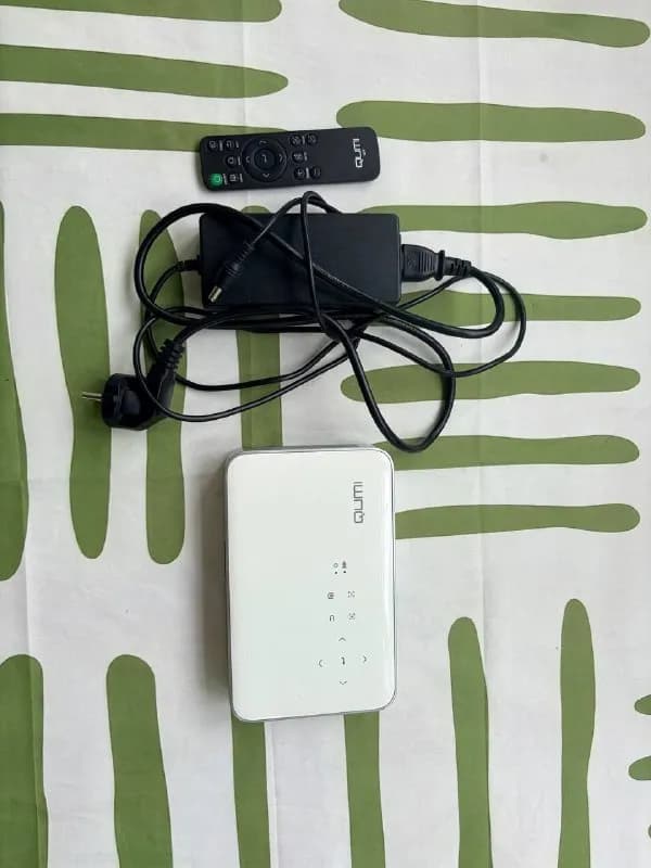 Vivitek Qumi Q38 — Батуми — 38 300 ₾