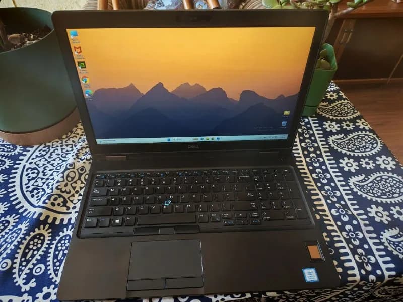 Dell Latitude 5591 — 750 лари (реальному покупателю возможна скидка) — Батуми — 750 ₾