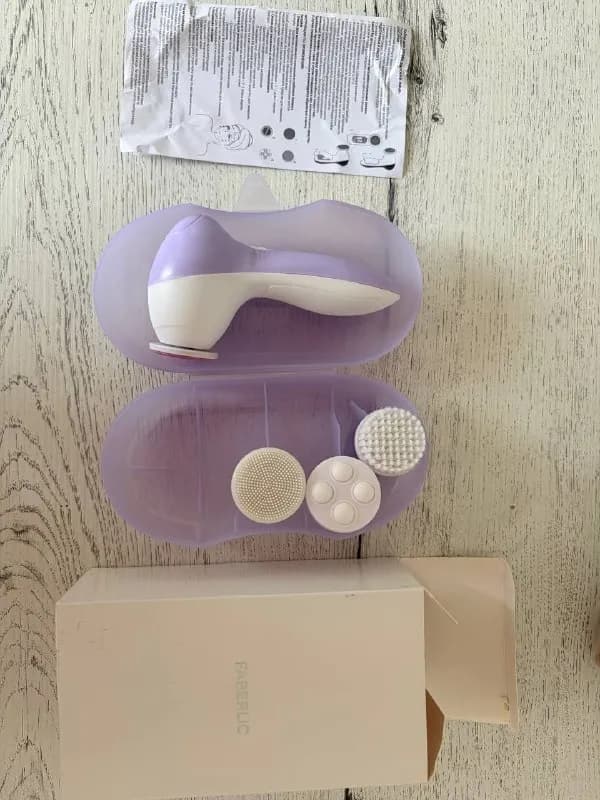 Faberlic. Новый. — Батуми — 10 ₾