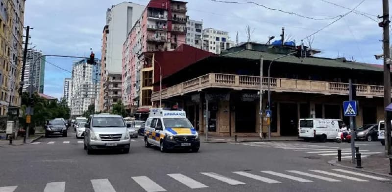 15 дней. Полностью открыть движение в обе стороны планируется уже к 25 июля. — Батуми