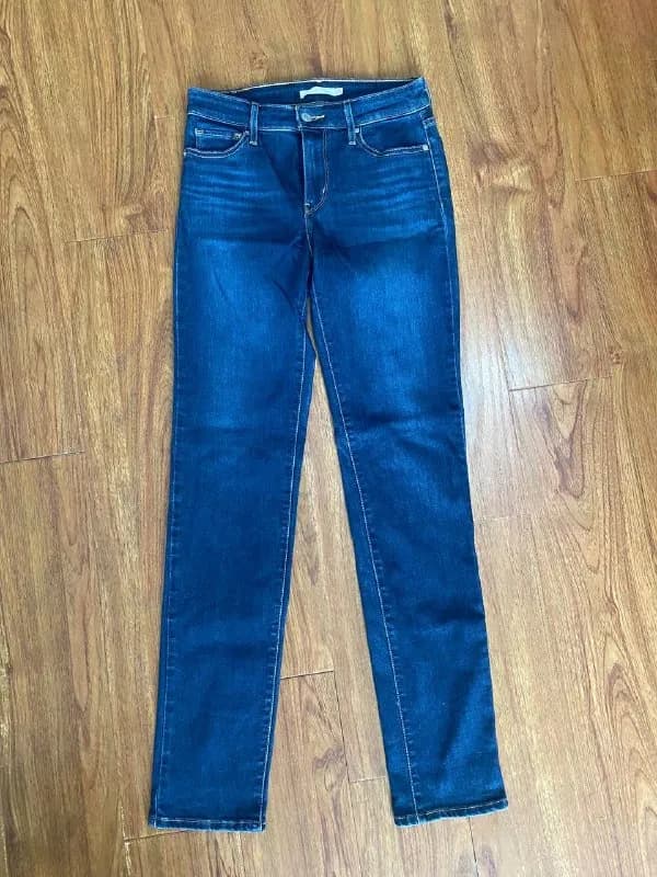 Levi’s 712 slim — Батуми — 3,280 ₾