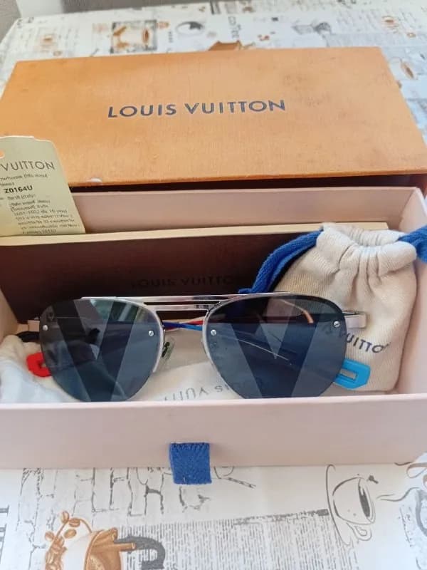 Louis Vuitton original Vintage Titanium unisex — Батуми