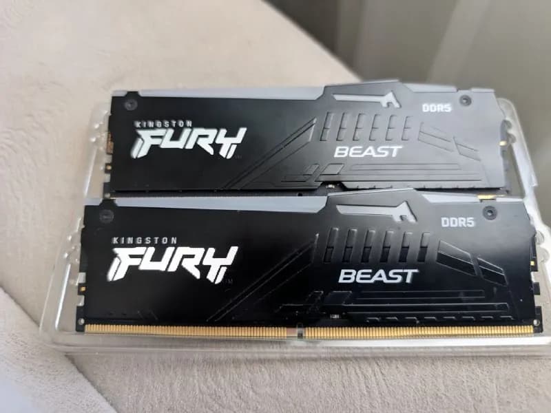 DDR5 64 Гб (две плашки по 32 гб), тайминг CL 40. — Батуми — 1 300 ₾