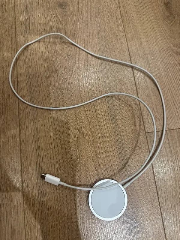 MagSafe Charger от Apple! ⚡ — Батуми