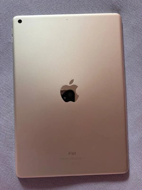 iPad 9-го поколения (10.2”) в состоянии нового. — Батуми — 650 ₾