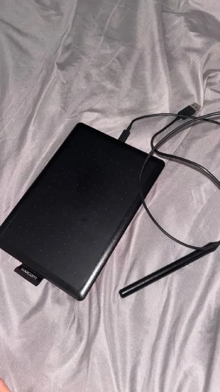 Wacom One CTL-472 — Батуми — 50 ₾