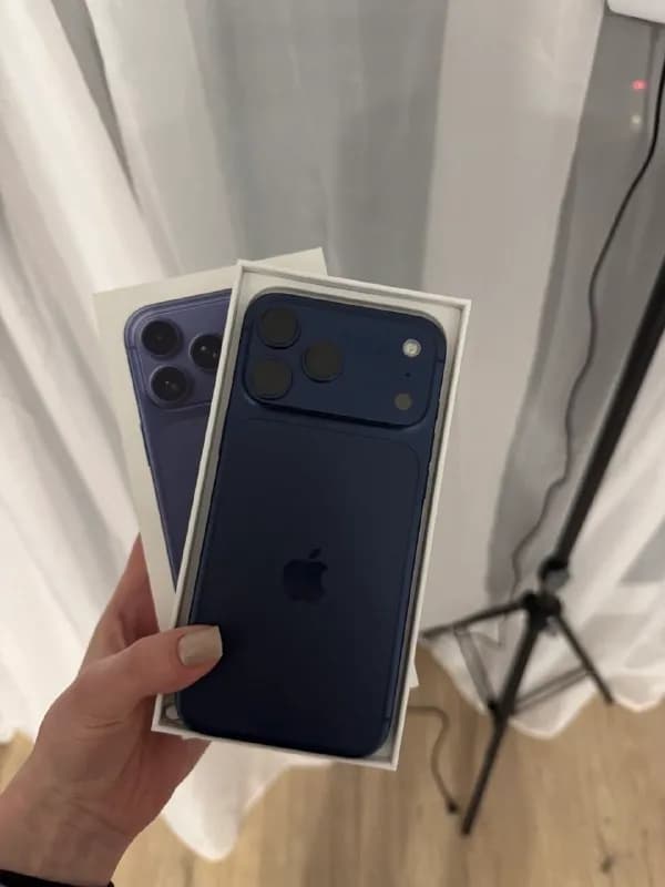 iPhone 17 Pro Max (256 гб, 100% акб) — Батуми