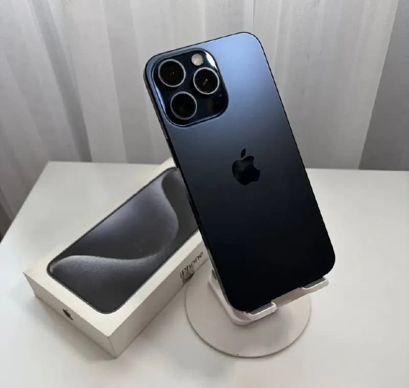 iPhone 15 Pro Max в идеале. Память 256 гб, батарея 85% — Батуми — 1 700 ₾