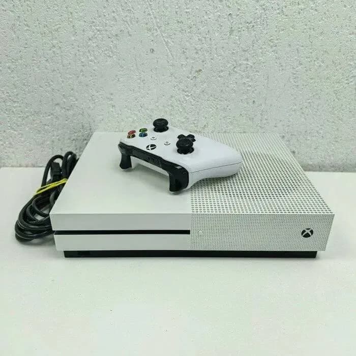 xbox one s 500gb — Батуми — 390 ₾