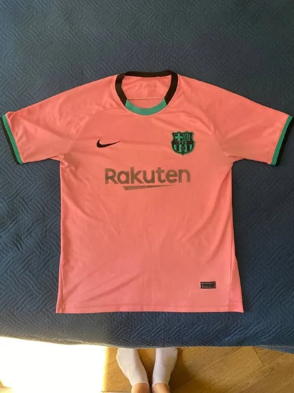 Nike. — Тбилиси — 20 ₾