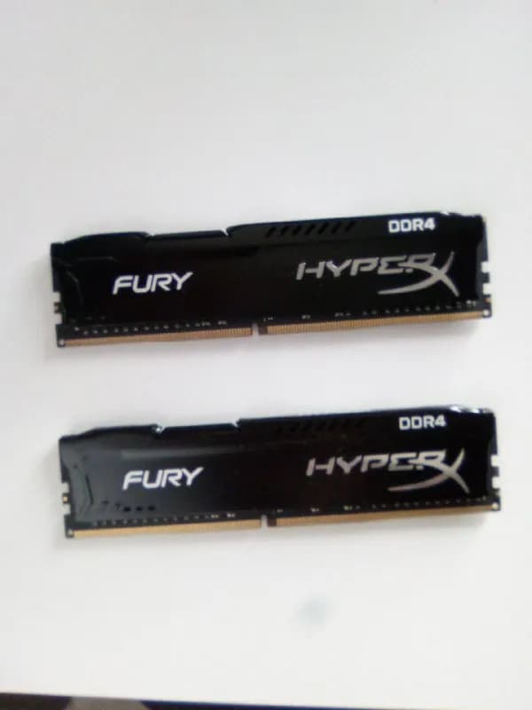 Kingston 16×8 2400hz — Батуми — 100 ₾